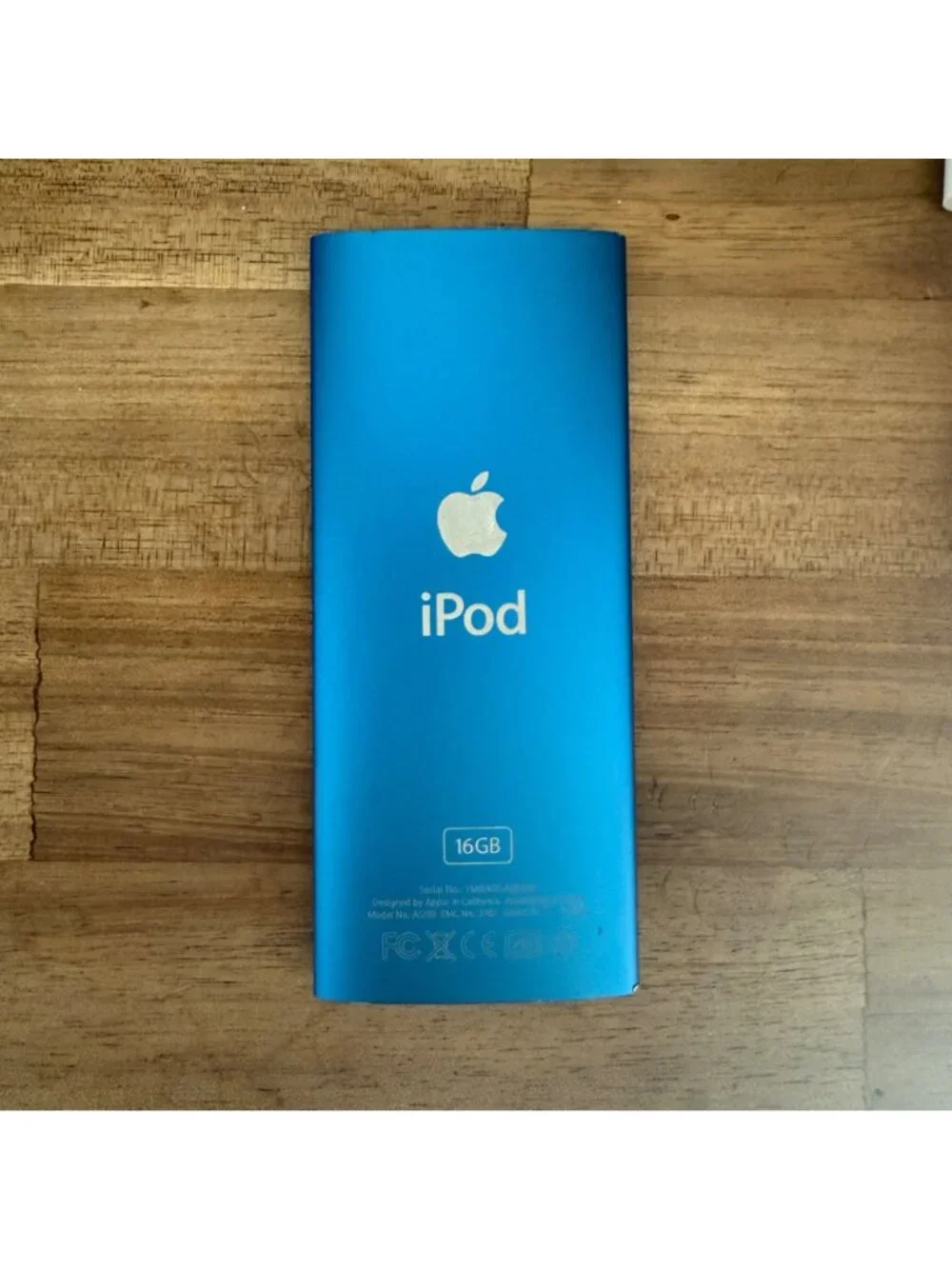 Apple iPod Nano 5th Gen 16GB Blue MP3 Player With Accessories *Tested*